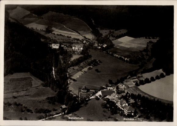 Ak Glottertal im Schwarzwald, Luftaufnahme, Sanatorium, Kurhaus, Landschaft, Schwarzwald