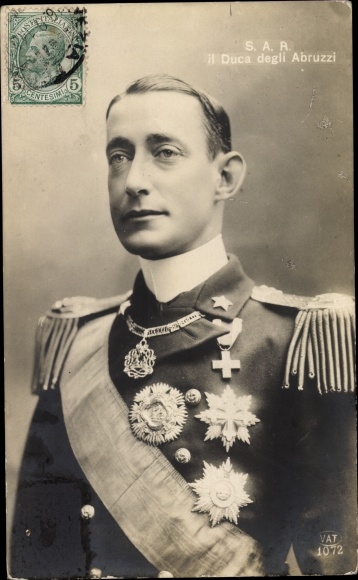 Postcard SAR the Duke of Abruzzi, Luigi Amedeo of Savoy-Aosta, Uniform, Orden