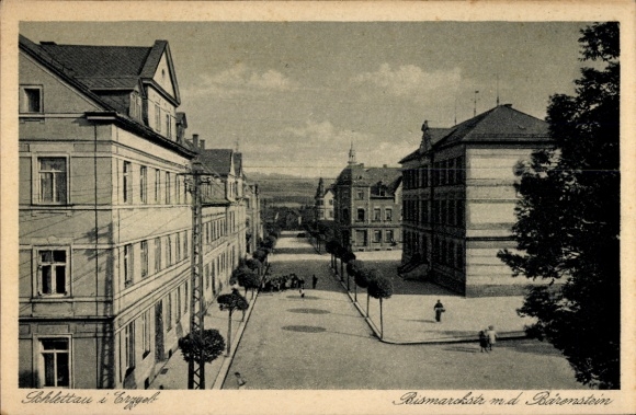 Ak Schlettau in het Ertsgebergte Saksen, Bismarckstraße met de Bärenstein