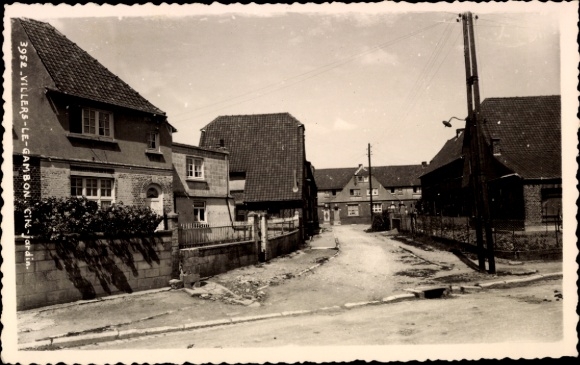 Ak Villers le Gambon Philippeville Wallonien Namur, Straßenansicht