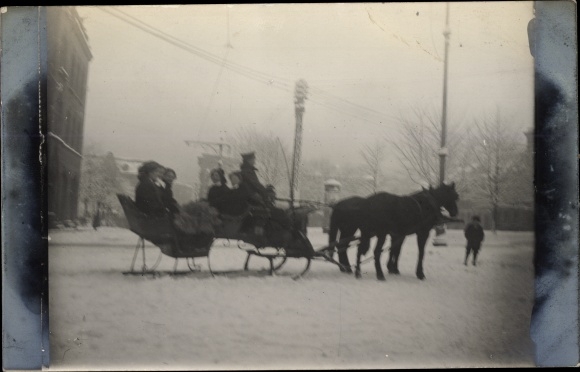 Photo Gliwice Gleiwitz Upper Silesia, Dutch Red Cross, nurses, sleigh team 1917