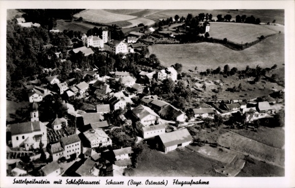 Ak Sattelpeilnstein Traitsching im Bayerischen Wald, Fliegeraufnahme, Schlossbrauerei Schauer