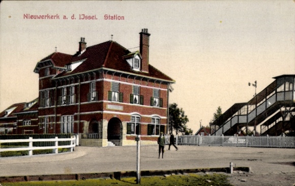 Ak Nieuwerkerk aan den IJssel Zuid-Holland, treinstation