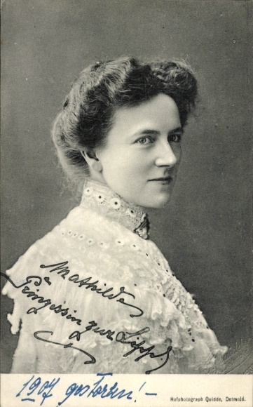 Postcard Mathilda, Princess zur Lippe, portrait, autograph
