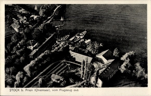 KP Prien am Chiemsee Górna Bawaria, widok z lotu ptaka na Prien, Chiemsee, łodzie, nieruchomości, przyroda