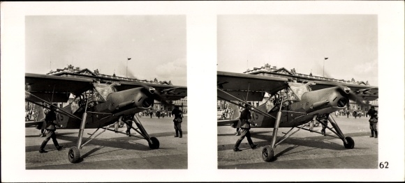 Stereo spatial image photo &quot;The Battle in the West&quot; No. 62, Fieseler storks on the Place de la Concorde