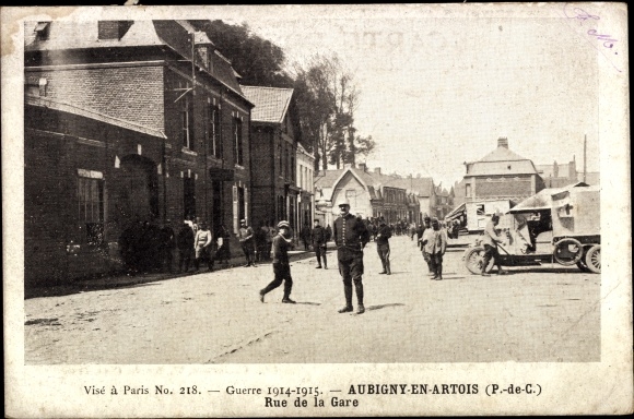 Postcard Aubigny en Artois Pas de Calais, Rue de la Gare, I WK