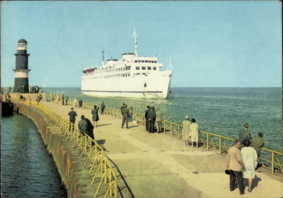 Postcard ferry MS Warnemünde, entrance at the Warnemünde pier