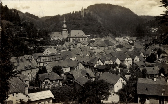 Postcard Bad Berneck in the Fichtelgebirge Upper Franconia, view of the town from the monument, church