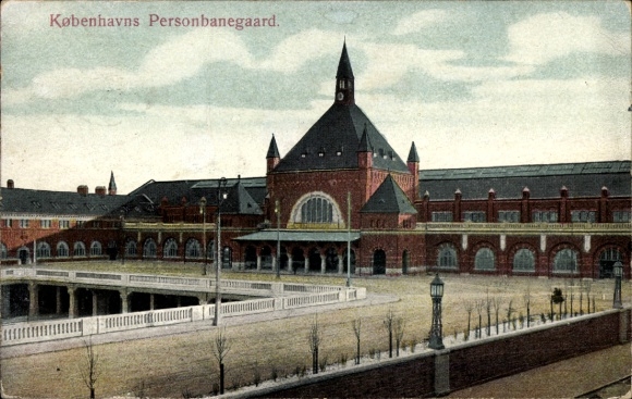 Postcard København Copenhagen Denmark, Personbanegaard, passenger station