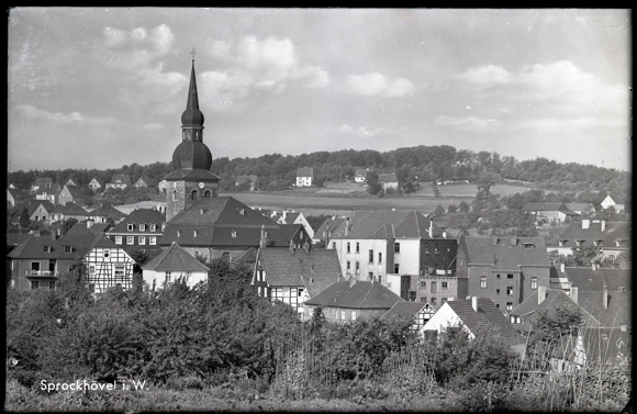 7 glass negatives Sprockhövel in the Ruhr area, church, general view, street