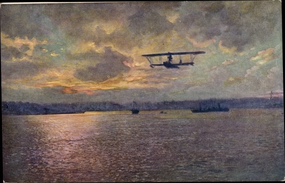 Postcard Gorizia Görz Friuli, Austro-Hungarian aviator, military aircraft, seaplane