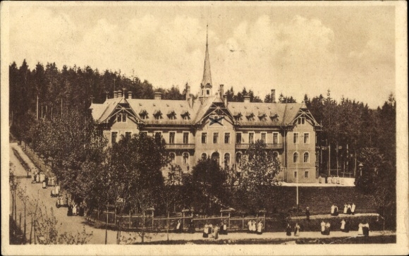 Postcard Grünhain Beierfeld in the Ore Mountains Saxony, view to the convalescent home