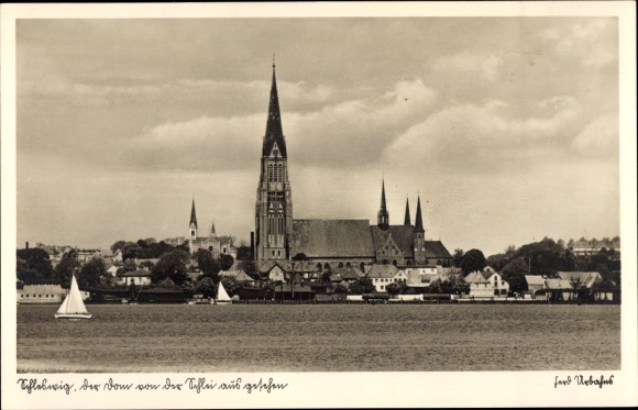 Ak Schleswig an der Schlei, Gesamtansicht, Kirche