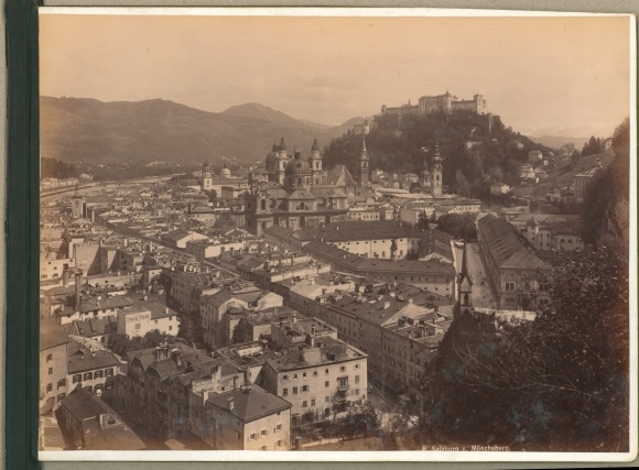 Photo Salzburg in Austria, total view