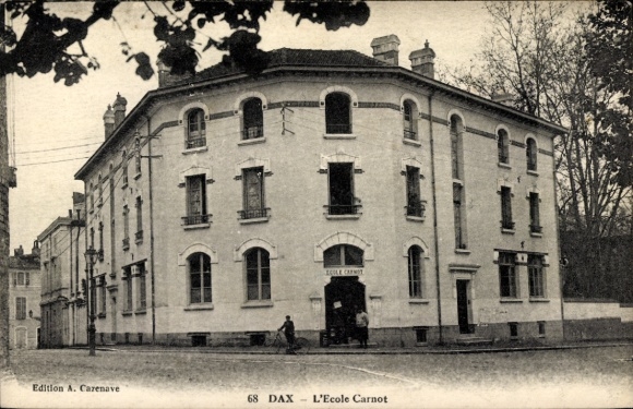 Postcard Dax Landes, Ecole Carnot, building, architecture, street view