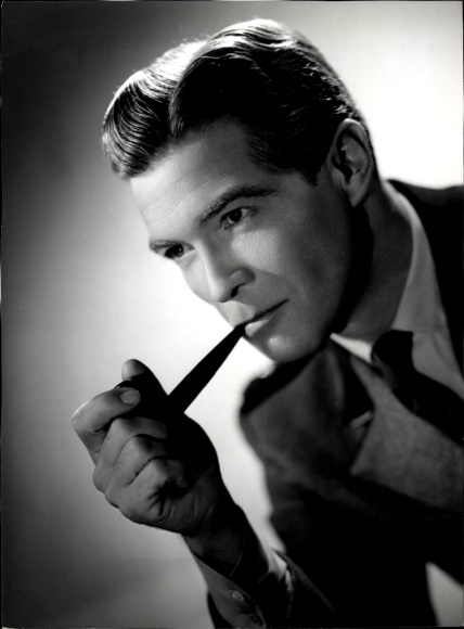 Postcard actor Fritz Wagner, portrait, pipe