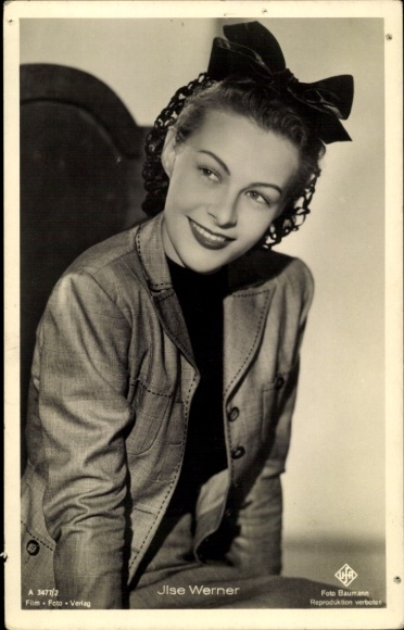 Ak Schauspielerin Ilse Werner, Portrait, UFA