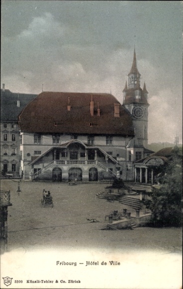 KP Fribourg Freiburg City Szwajcaria, budynek Hôtel de Ville, plac, wieża zegarowa, architektura