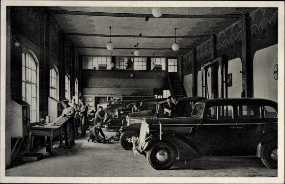 Postcard Leopoldshall Stassfurt in the Salzland district, Auto Hausmann, Salzwerksstraße 1