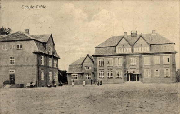Ak Erfde in Sleeswijk-Holstein, spel op school