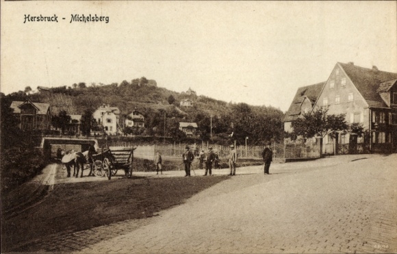 Postcard Hersbruck in Middle Franconia, partial view with Michelsberg