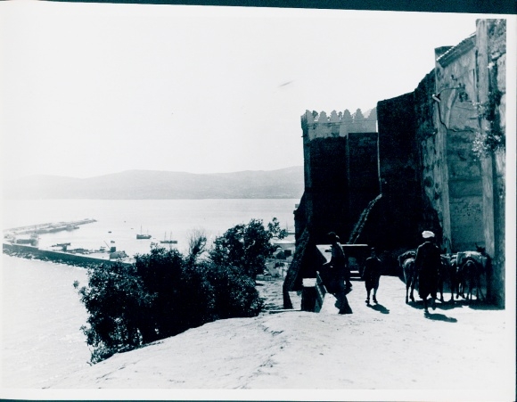 Photo film scene Tanger, the city with two faces, Germany 1952, Jordan J. von Boyadjieff
