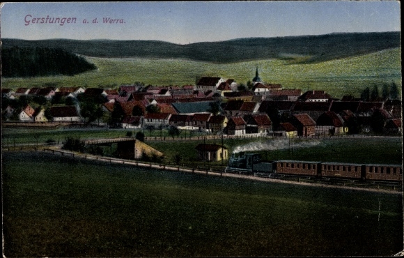 Postcard Gerstungen in Thuringia, panorama, incoming train