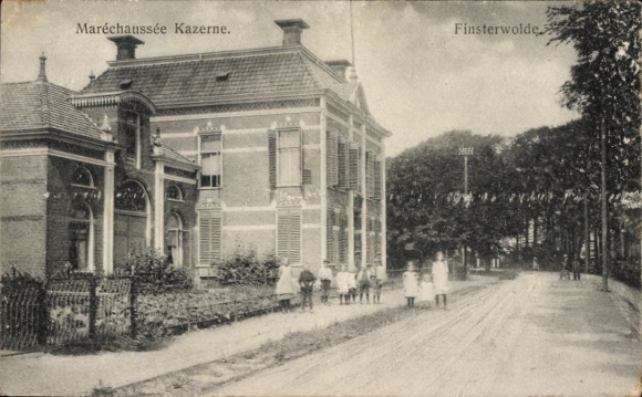 Postcard Finsterwolde Groningen, military police barracks