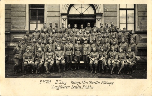 Photo Postcard Nuremberg, Wehrmacht, E 75731 II. Platoon, Company Commander Oberltn. Fibinger, Platoon Commander Lieutenant Fichler