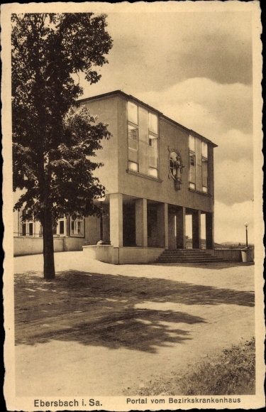 Postcard Ebersbach in Saxony Oberlausitz, portal from the district hospital