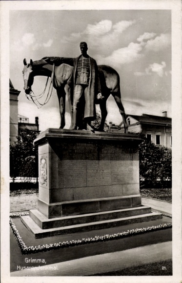 Ak Grimma in Sachsen, Husarendenkmal