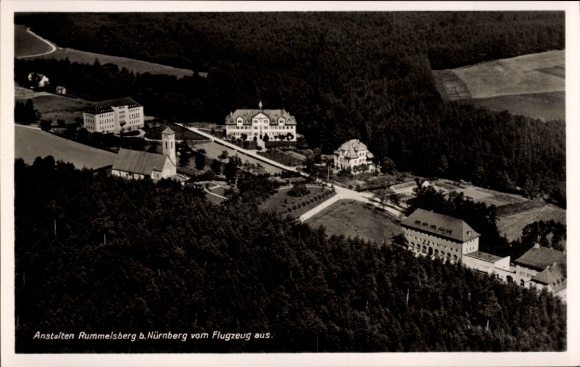 Ak Rummelsberg Schwarzenbruck in Mittelfranken Bayern, Anstalten, Fliegeraufnahme