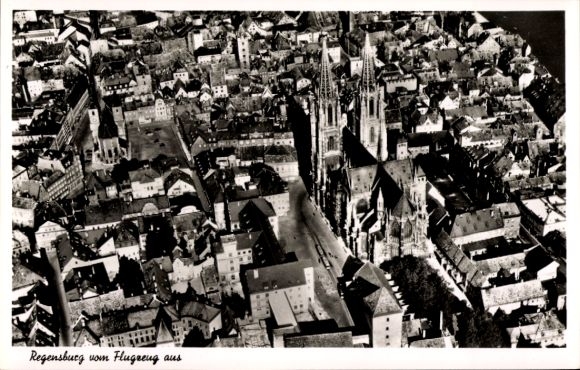 Ak Regensburg an der Donau Oberpfalz, Fliegeraufnahme, Dom