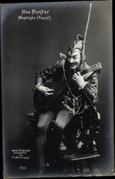 foto Ak Acteur Max Montor als Mephisto, Faust, Schauspielhaus Hamburg