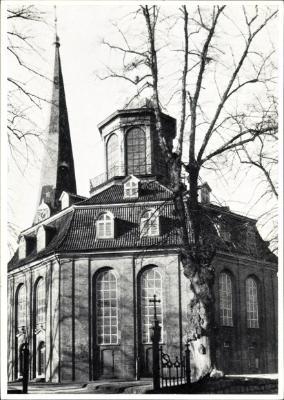 Ak Rellingen in Holstein, kerk uit het zuidoosten