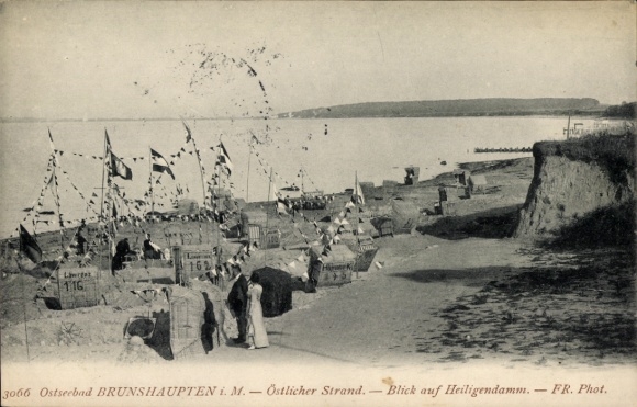 Ak Ostseebad Brunshaupten Kühlungsborn, Blick auf Heiligendamm, Ostseebad  östlicher Strand