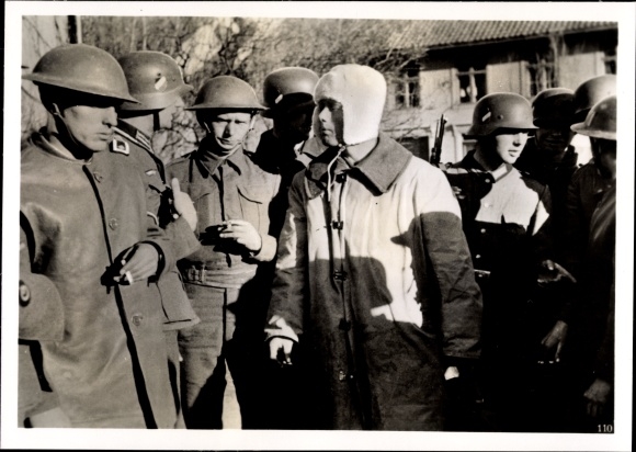 Photo Lillehammer Norway, British soldiers captured by the Wehrmacht, April 1940