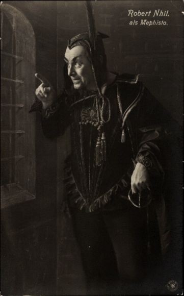 foto Ak Acteur Robert Nhil als Mephisto, Schauspielhaus Hamburg