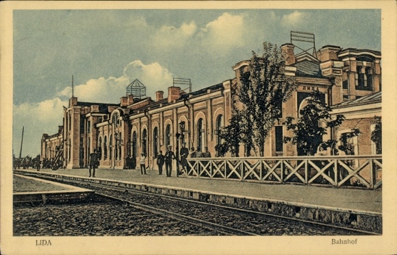 Postcard Lida Belarus, railway station from the track side, platform, passengers