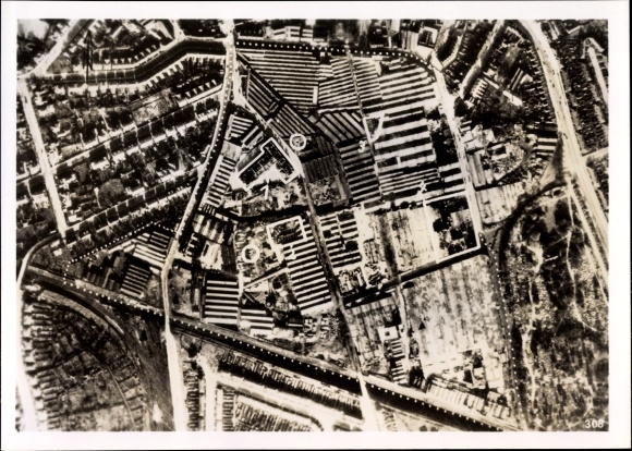 foto Heinrich Hoffmann, Coventry West Midlands England, vliegtuigmotorenfabriek, Luftwaffe luchtfoto, 1940