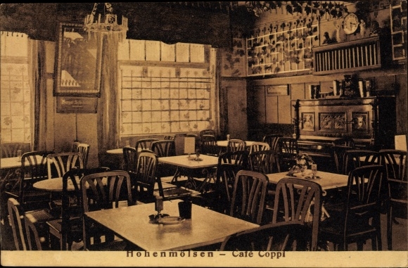 Ak Hohenmölsen in Sachsen Anhalt, Café Coppi, Innenansicht, Klavier
