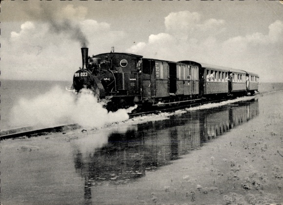 Ak Nordseebad Wangerooge in Ostfriesland, Inselbahn, Inselbähnchen, Lokomotive Nr. 99023