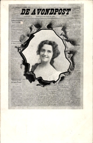 Newspaper Postcard De Avondpost, portrait of a Woman