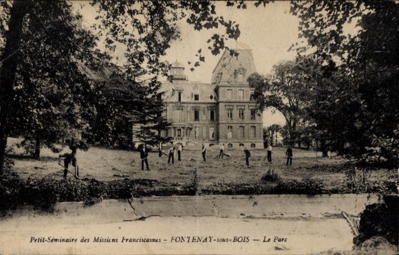 Postcard Fontenay sous Bois Val de Marne, Le Parc, Petit Seminaire des Missions Franciscaines