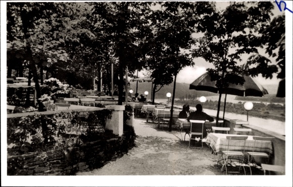 KP Vallendar am Rhein, górska restauracja Humboldthöhe, taras