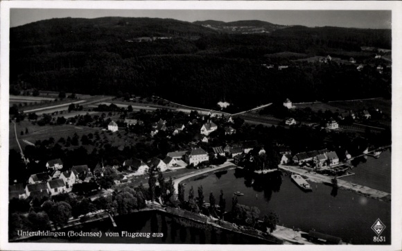 Ak Unteruhldingen Uhldingen Mühlhofen am Bodensee, Luftaufnahme von  Bodensee, nformat