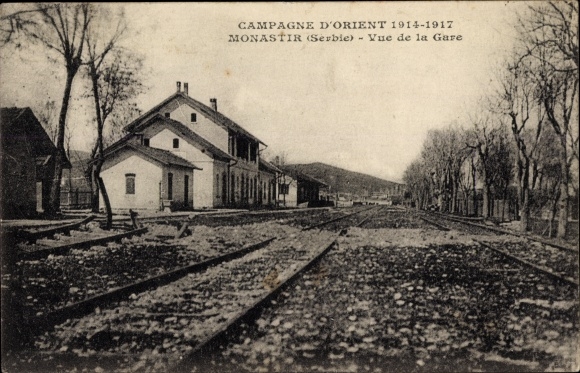 Ak Bitola Monastir Macedonië, uitzicht vanaf het treinstation