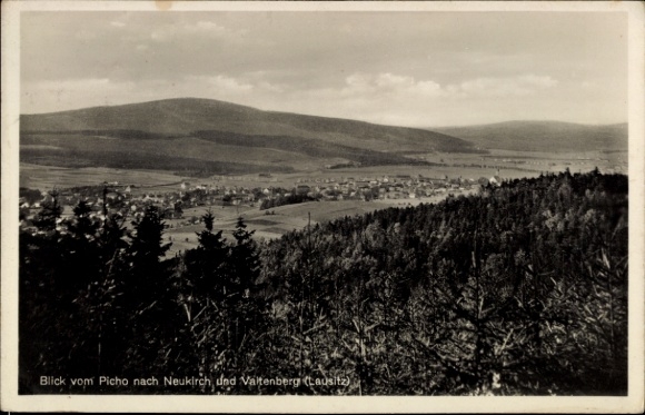 Ak Tautewalde Wilthen in der Oberlausitz, Blick auf Landschaft, Berge, Ort Neukirch, Valtenberg, 