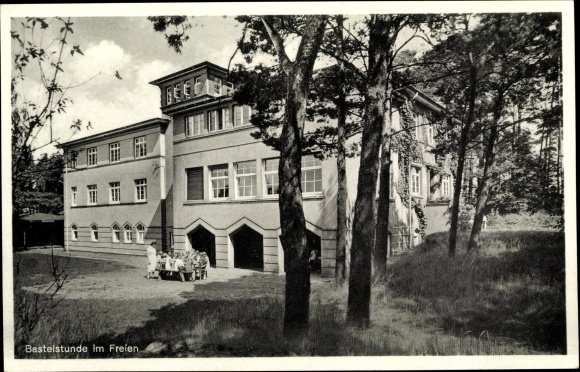 Postcard Streek Sandkrug Hatten in Oldenburg, children&#39;s home, outdoor handicrafts